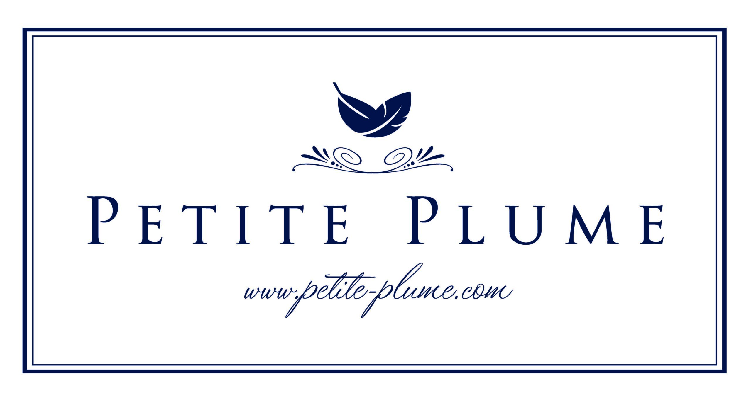 Logo of Petite Plume with a blue feather icon and website URL.